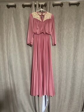Union made Mauve 1970 Prairie Dress